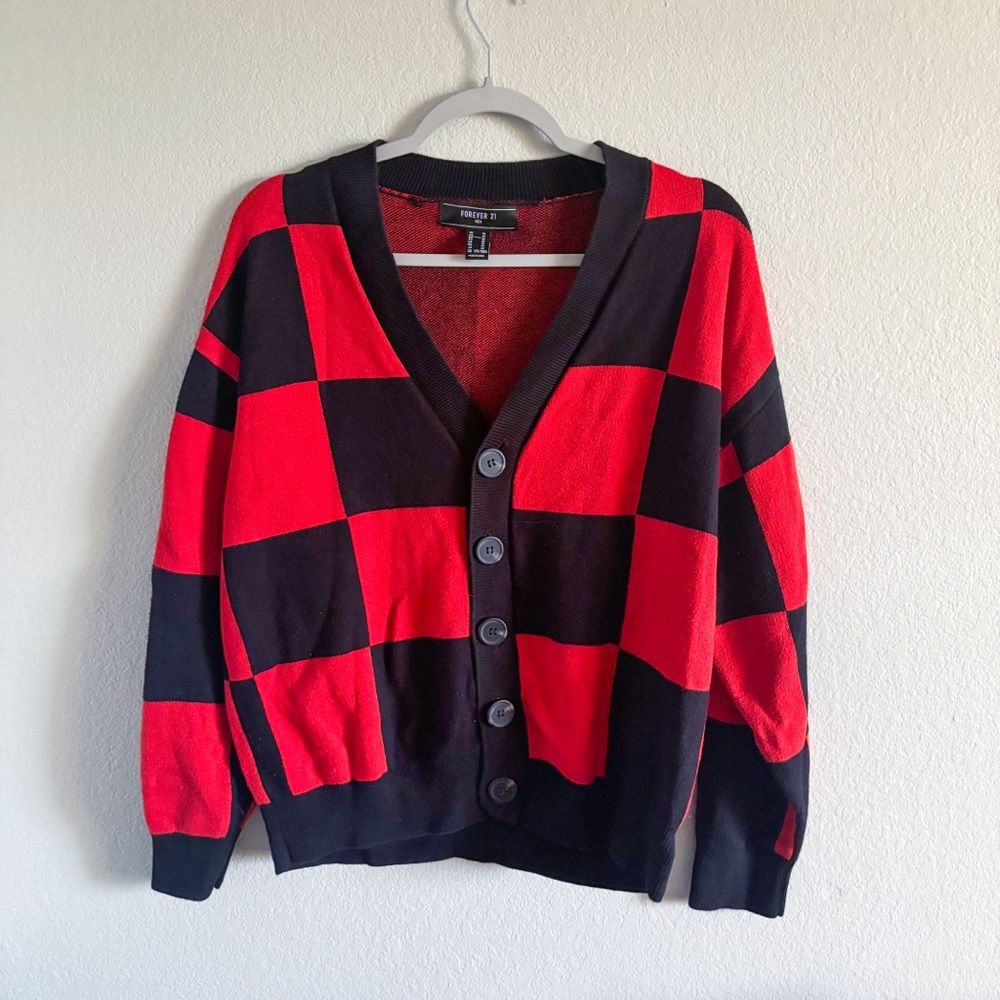 Black and Red Cardigan - Picture 3 of 7